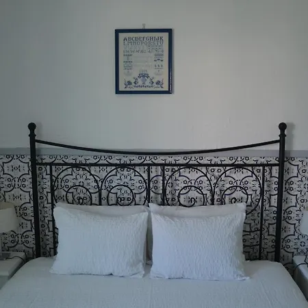Casa Coloridos Bed and Breakfast Όμπιδος
