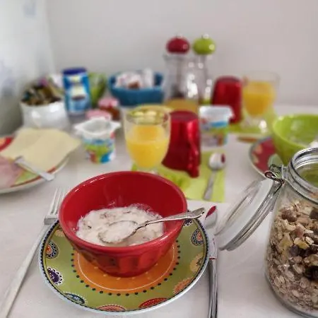 Bed & Breakfast Casa Coloridos *