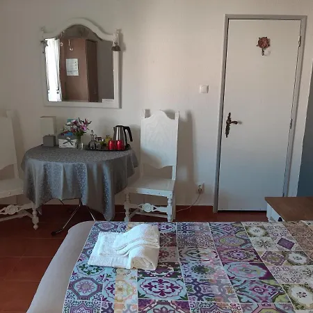 Oda ve Kahvaltı Casa Coloridos Óbidos