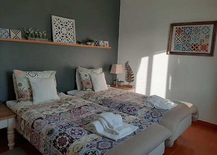 Bed & Breakfast Casa Coloridos Óbidos